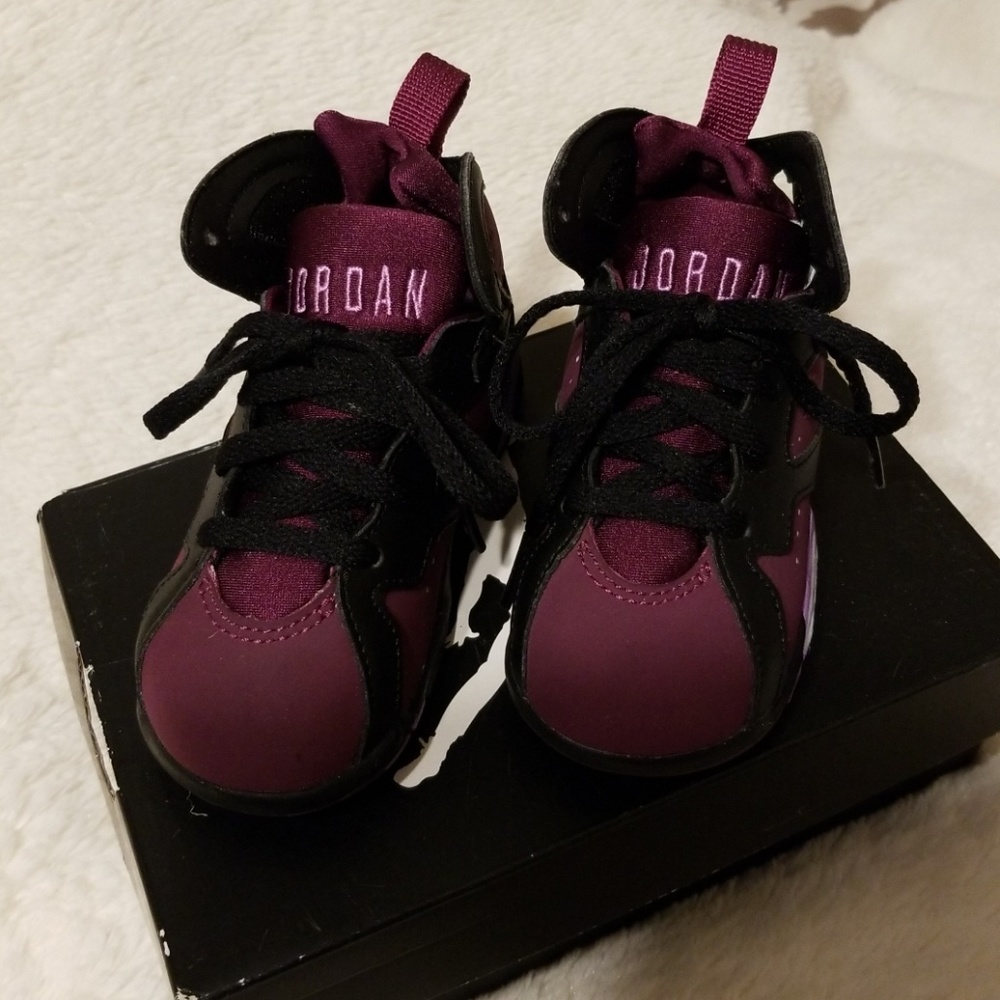 TODDLER GIRL 7C JORDANS